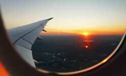 spirit airplane wing airborne